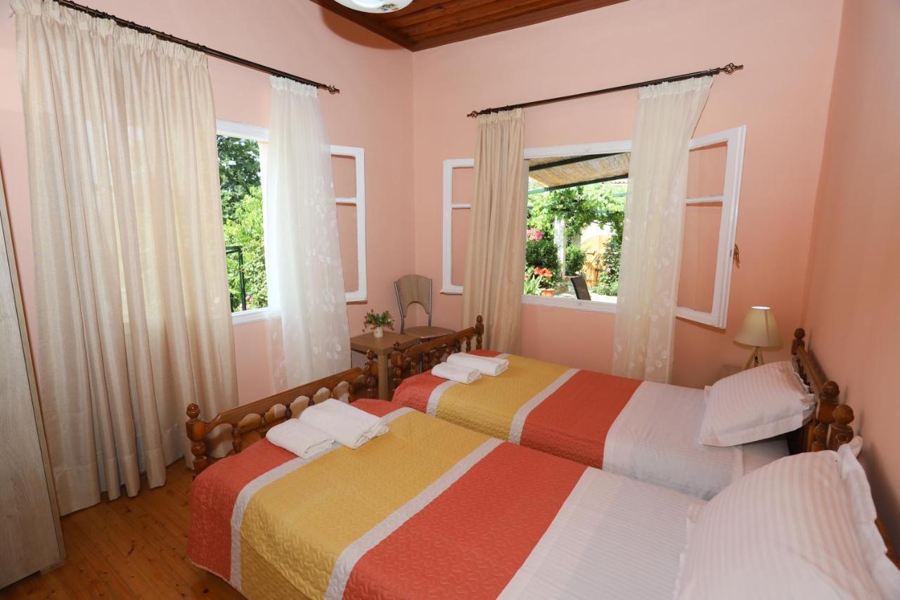 Garden House Kastellani Guest House Kastellanoi  ภายนอก รูปภาพ